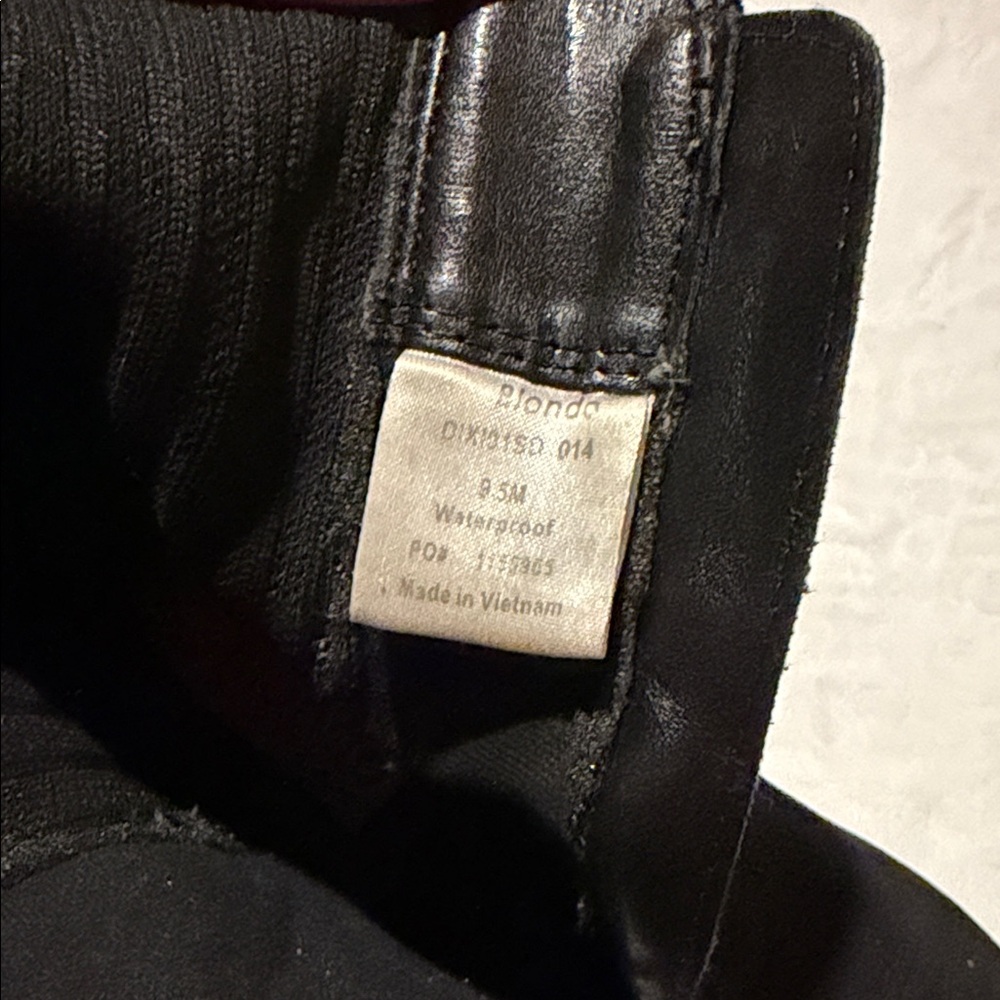 Blondo Black Ankle Booties - Picture 9 of 9